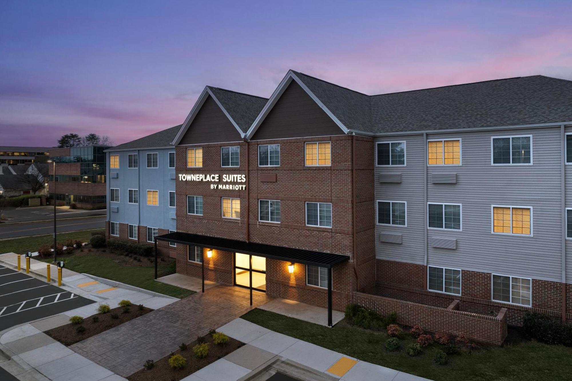 Hotel Towneplace By Marriott